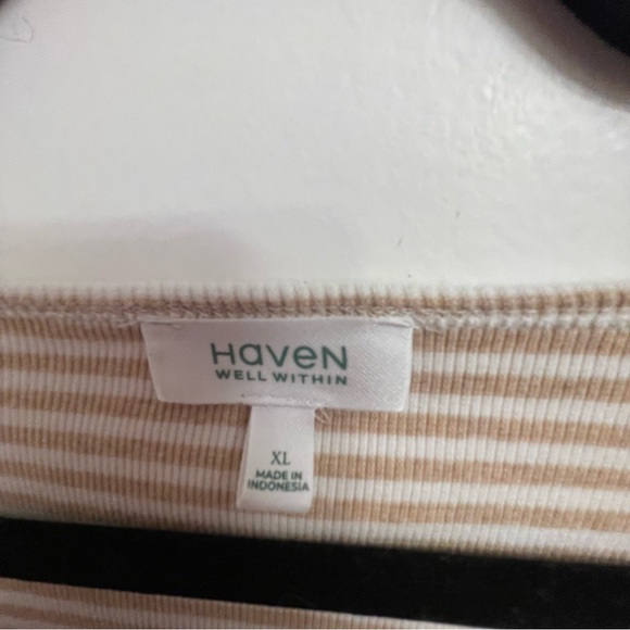 Haven Well Within lounge Henley tee in tan and white stripe XL EUC - Picture 3 of 3